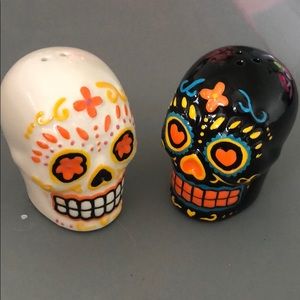 Sugar Skull salt and pepper shakers